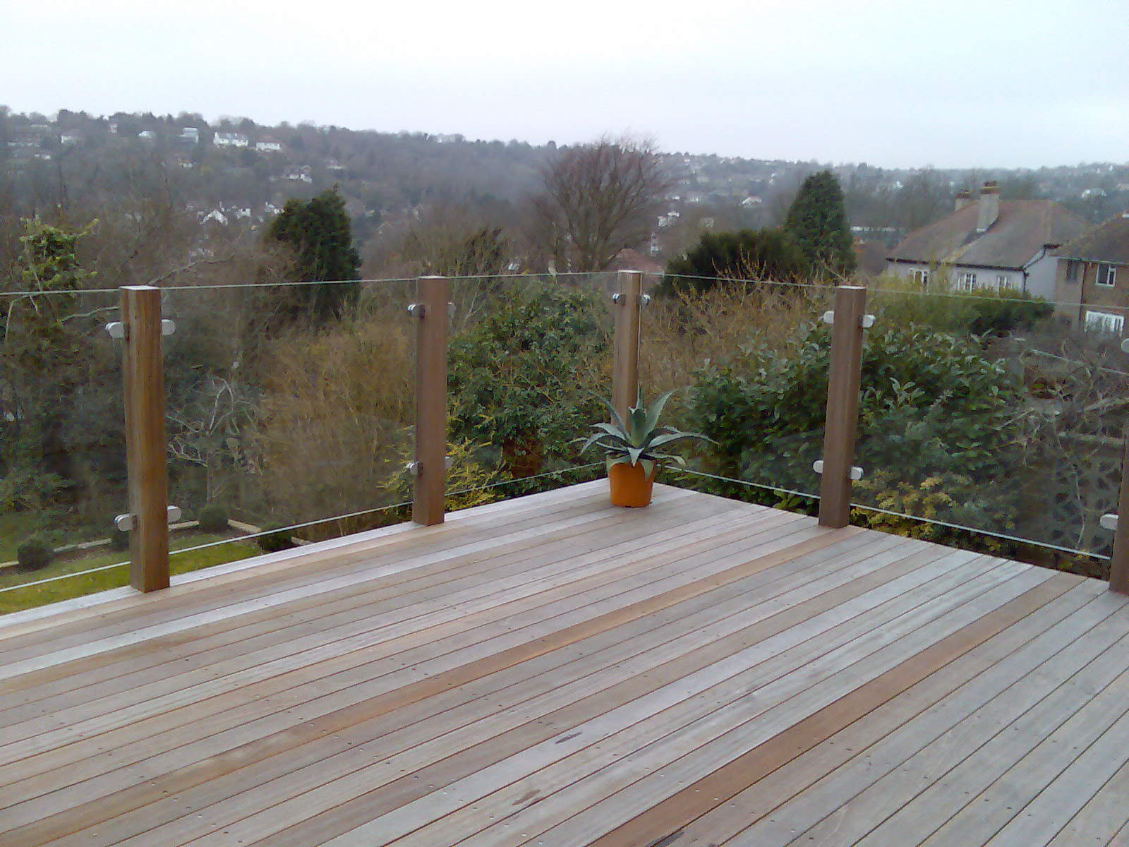 Glass services in West Sussex