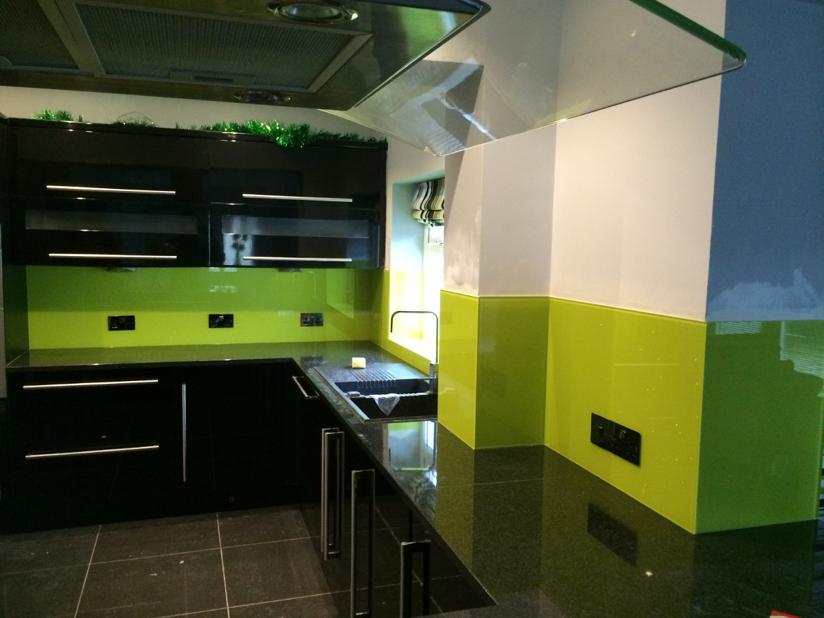 Glass splashbacks
